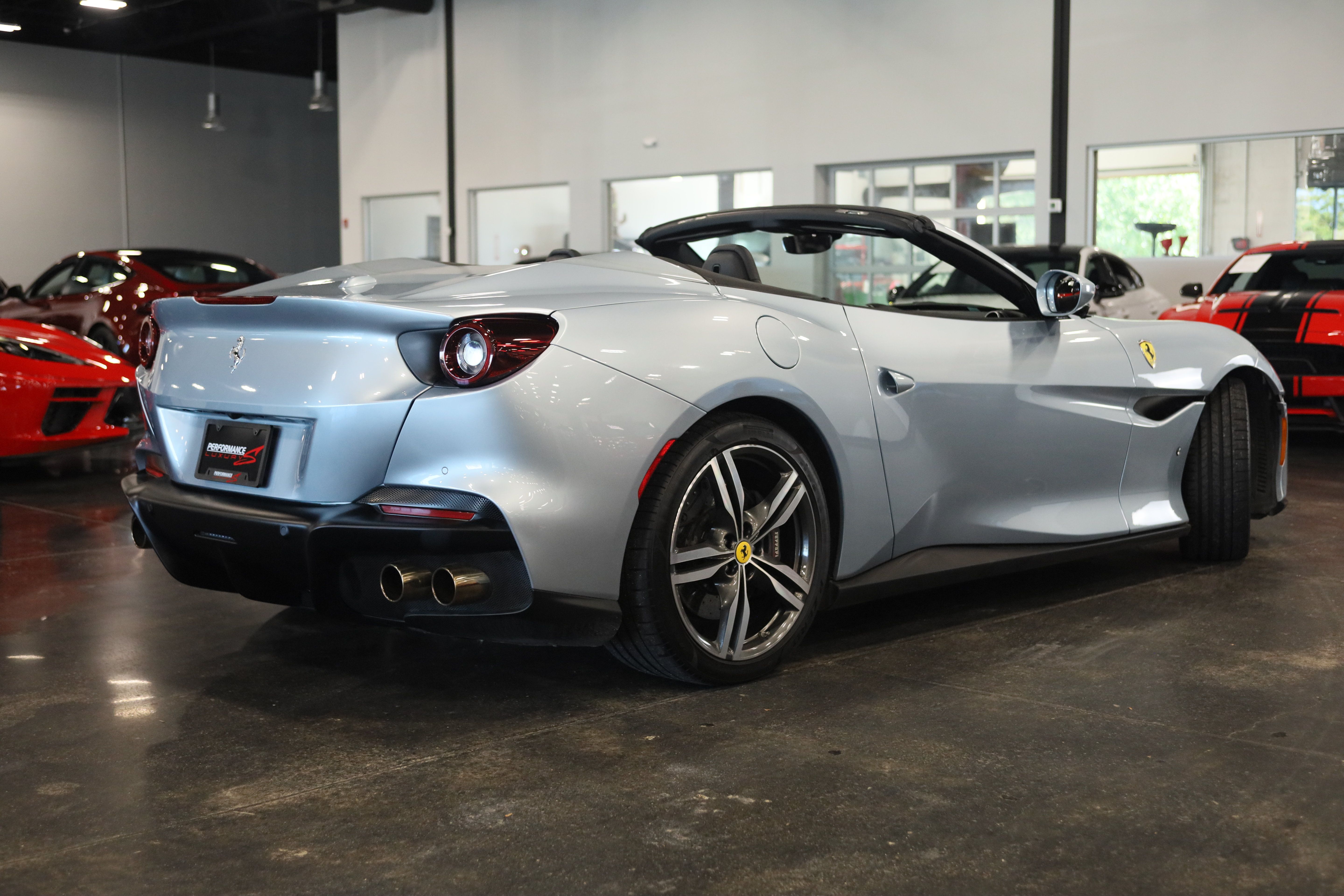 Used 2022 Ferrari Portofino M RWD image 8