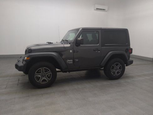 Used 2018 Jeep Wrangler Sport image 2