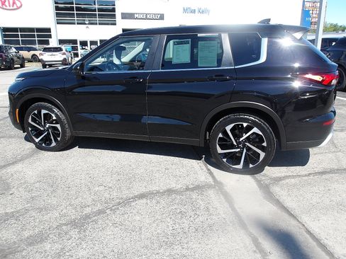 Used 2023 Mitsubishi Outlander SE AWD/4WD image 4
