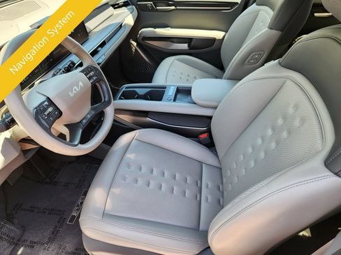 Certified 2024 Kia EV9 Wind AWD/4WD image 9