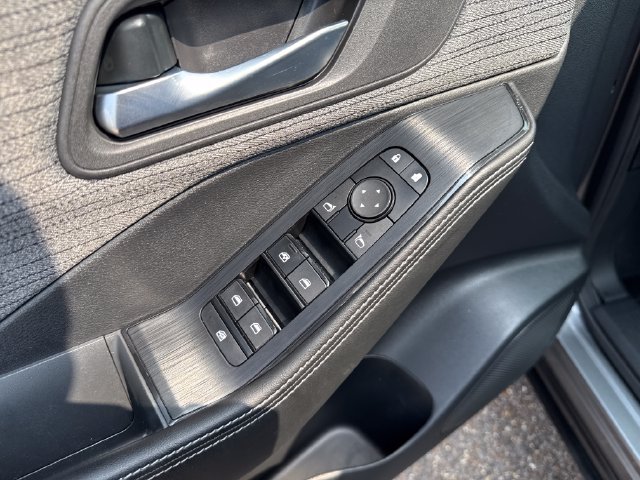 Certified 2023 Nissan Rogue SV FWD image 12