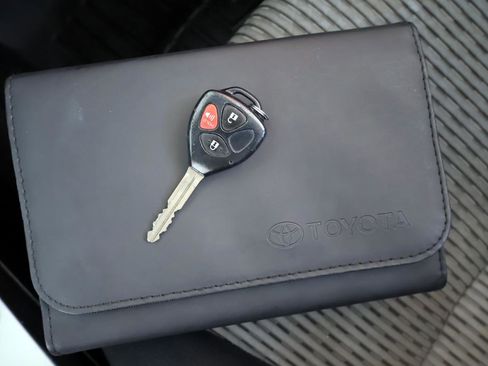 Used 2015 Toyota 4Runner SR5 image 28