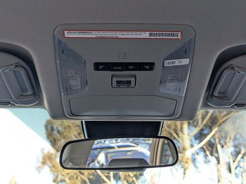 Used 2022 Toyota RAV4 XLE image 24