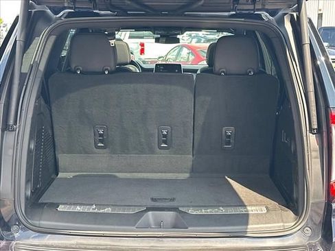 Certified 2023 GMC Yukon AT4 w/ AT4 Premium Plus Package AWD/4WD image 11