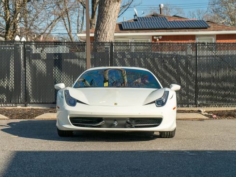 Used 2015 Ferrari 458 Italia Coupe image 4