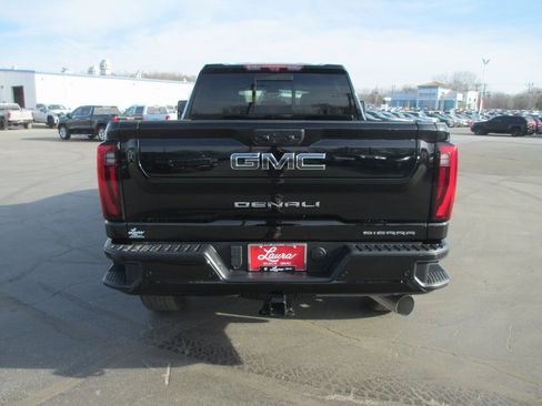 Certified 2024 GMC Sierra 3500 Denali Ultimate image 6