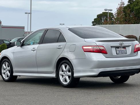Used 2009 Toyota Camry SE FWD image 7