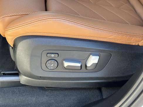 Certified 2025 BMW X5 sDrive40i w/ Parking Assistance Package image 21