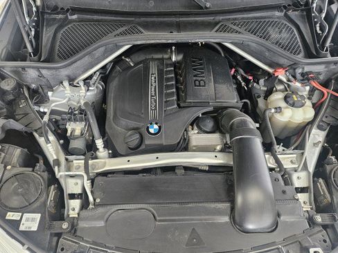 Used 2018 BMW X5 xDrive35i w/ M Sport Package AWD/4WD image 7