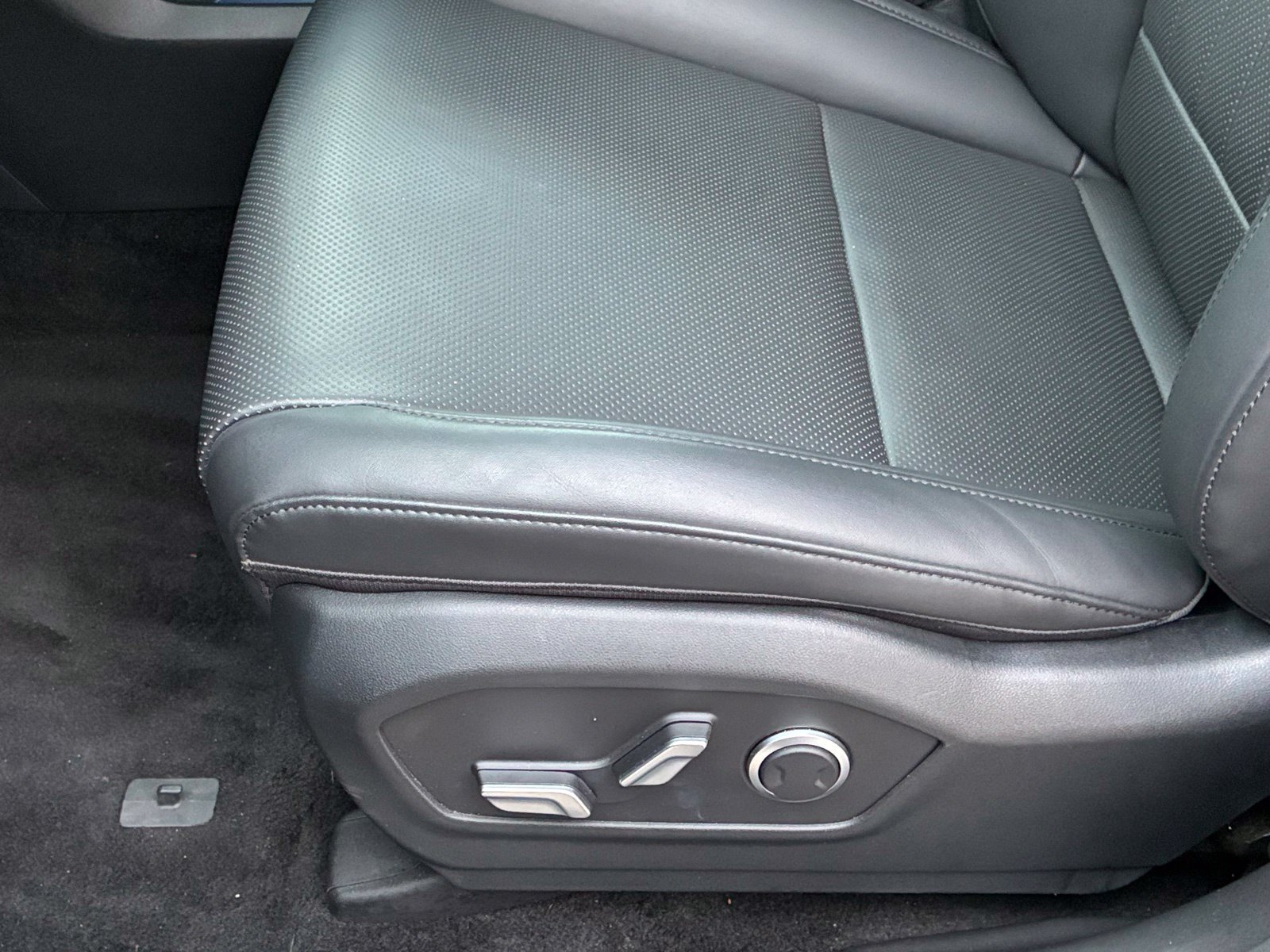 Certified 2026 Hyundai Santa Fe SEL FWD image 14