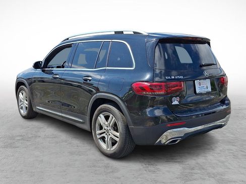 Used 2023 Mercedes-Benz GLB 250 4MATIC image 3