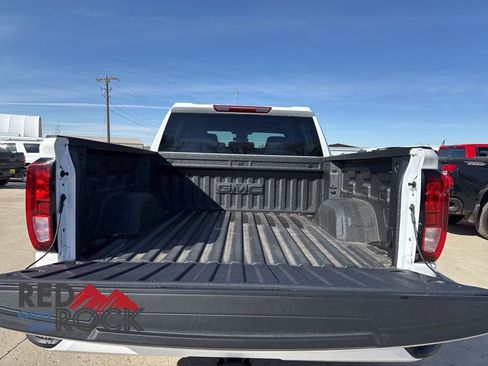 New 2026 GMC Sierra 1500 Elevation w/ Elevation Select Package image 9