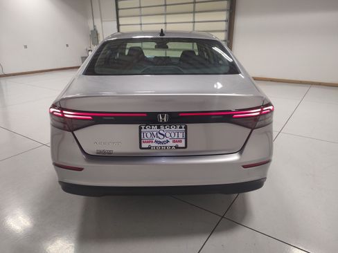 New 2026 Honda Accord SE image 12