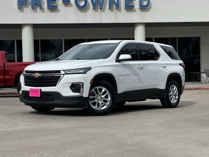 Used 2023 Chevrolet Traverse LS w/ Safety Package