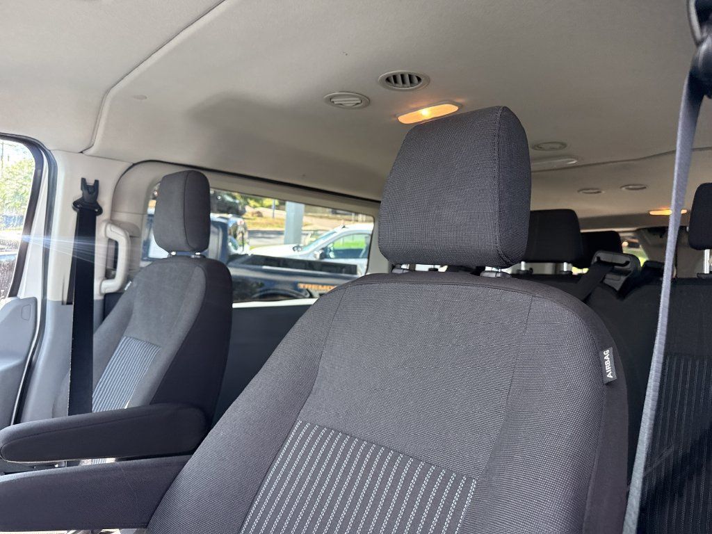Used 2018 Ford Transit 150 XL RWD image 13