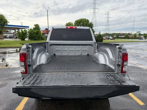 Used 2023 RAM 2500 Big Horn w/ Night Edition AWD/4WD image 3