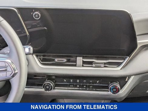 New 2026 Chevrolet Equinox LT w/ LPO, Floor Liner Package image 27