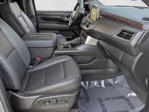 Used 2024 Chevrolet Suburban Z71 w/ Z71 Off-Road Package image 24