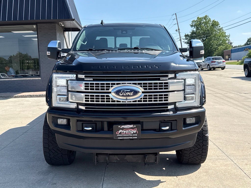 Used 2019 Ford F250 Platinum w/ Platinum Ultimate Package AWD/4WD image 18