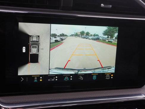 Used 2023 GMC Sierra 1500 Denali w/ Technology Package AWD/4WD image 23