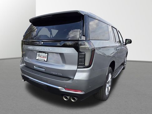 New 2026 Chevrolet Suburban Premier w/ Sun And Tow Package AWD/4WD image 3