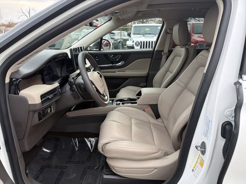 Certified 2024 Lincoln Corsair Reserve w/ Equipment Group 202A image 11