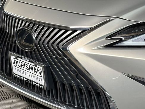 Used 2019 Lexus ES 350 w/ Premium Package image 3