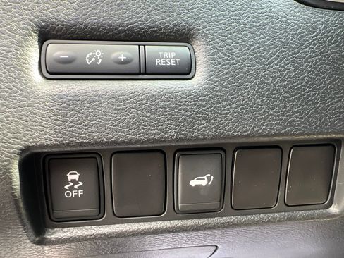 Used 2015 Nissan Murano SL AWD/4WD image 27