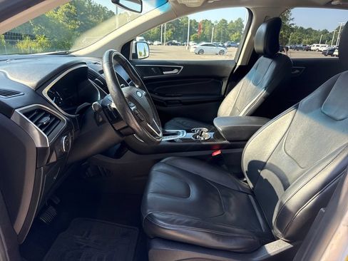 Used 2015 Ford Edge Titanium w/ Equipment Group 301A AWD/4WD image 12