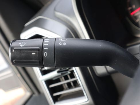 Used 2019 Ford F150 XLT w/ Equipment Group 302A Luxury image 19