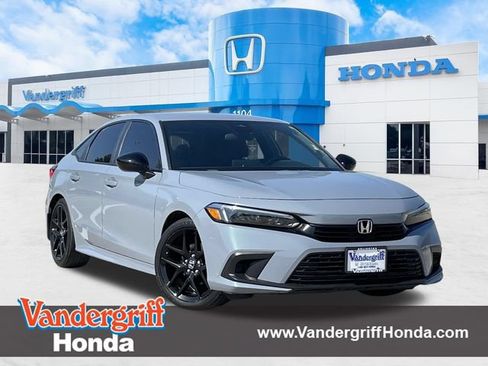 Used 2024 Honda Civic Sport image 1