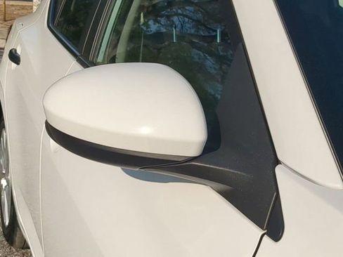 Used 2025 Nissan Sentra S FWD image 11