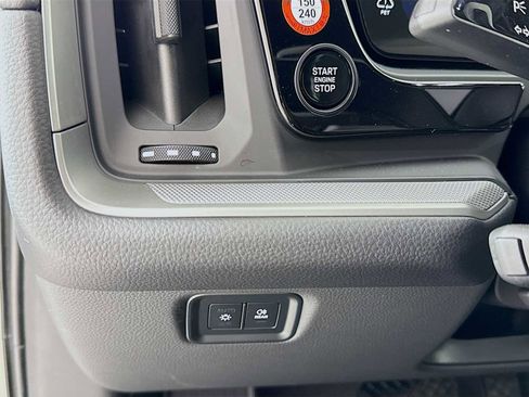 New 2026 Porsche Cayenne image 14