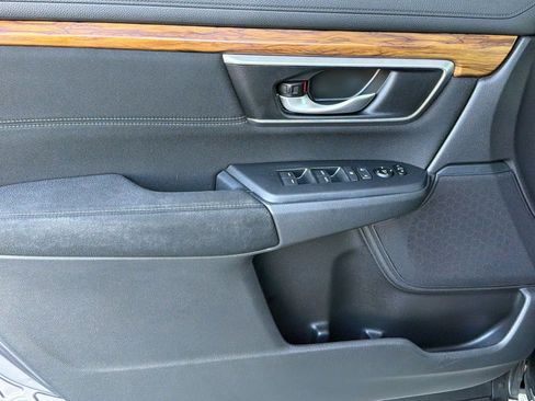 Used 2018 Honda CR-V EX image 13