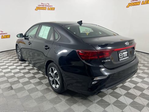Used 2019 Kia Forte LXS FWD image 3