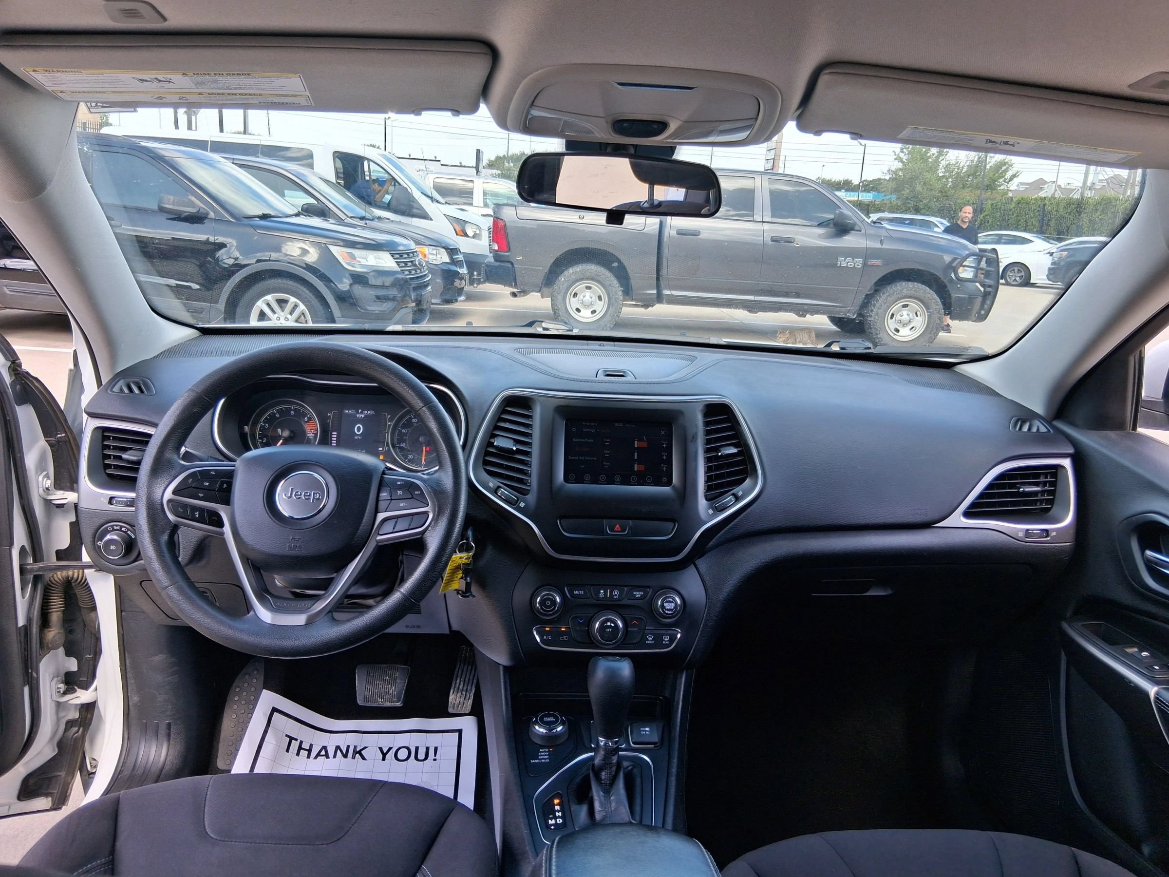 Used 2019 Jeep Cherokee Latitude w/ Popular Appearance Group AWD/4WD image 40