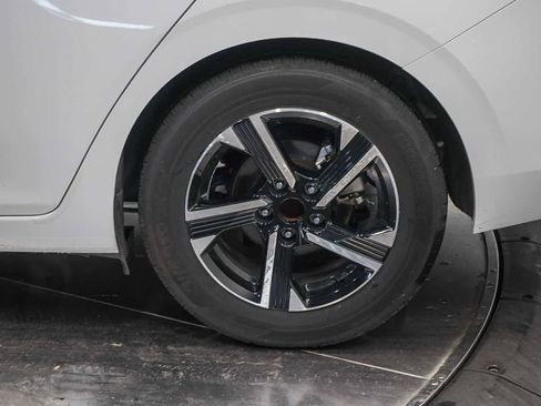 Used 2025 Nissan Sentra SV image 10