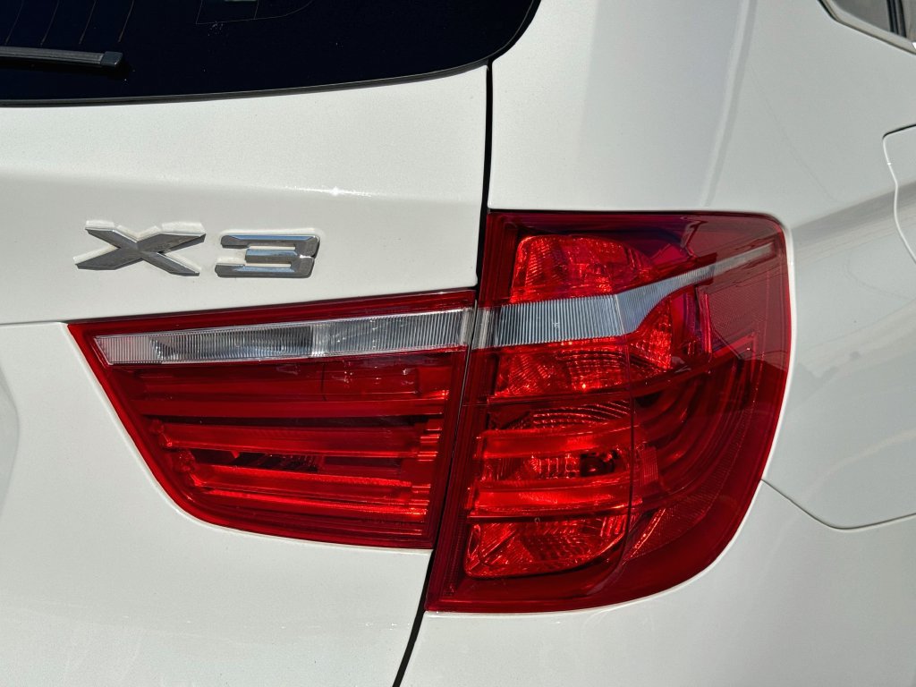 Used 2016 BMW X3 xDrive28i AWD/4WD image 34