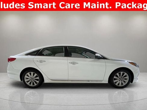 Used 2016 Hyundai Sonata Sport w/ Option Group 1V image 2