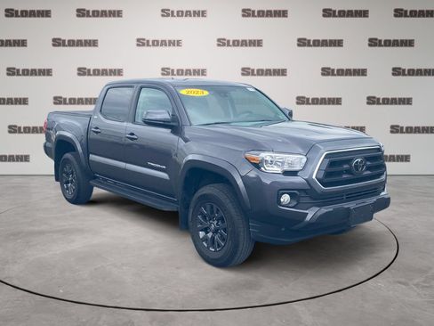 Used 2023 Toyota Tacoma SR5 AWD/4WD image 7