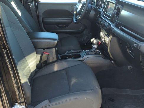 Certified 2023 Jeep Gladiator Sport image 25