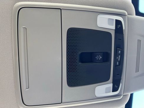 Used 2025 Honda CR-V EX-L image 17