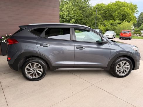 Used 2016 Hyundai Tucson SE w/ Option Group 02 AWD/4WD image 8