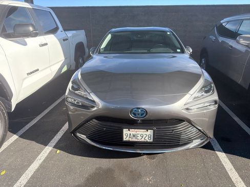 Used 2022 Toyota Mirai w/ Advanced Technology Package RWD image 3