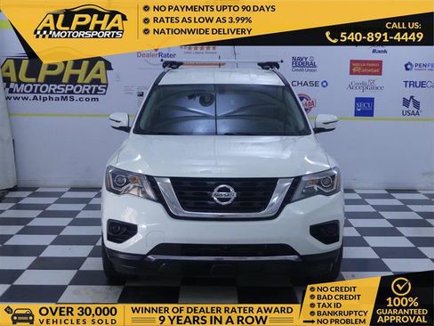 Used 2018 Nissan Pathfinder S AWD/4WD image 1