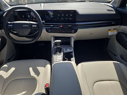 New 2026 Kia Sportage EX FWD image 13