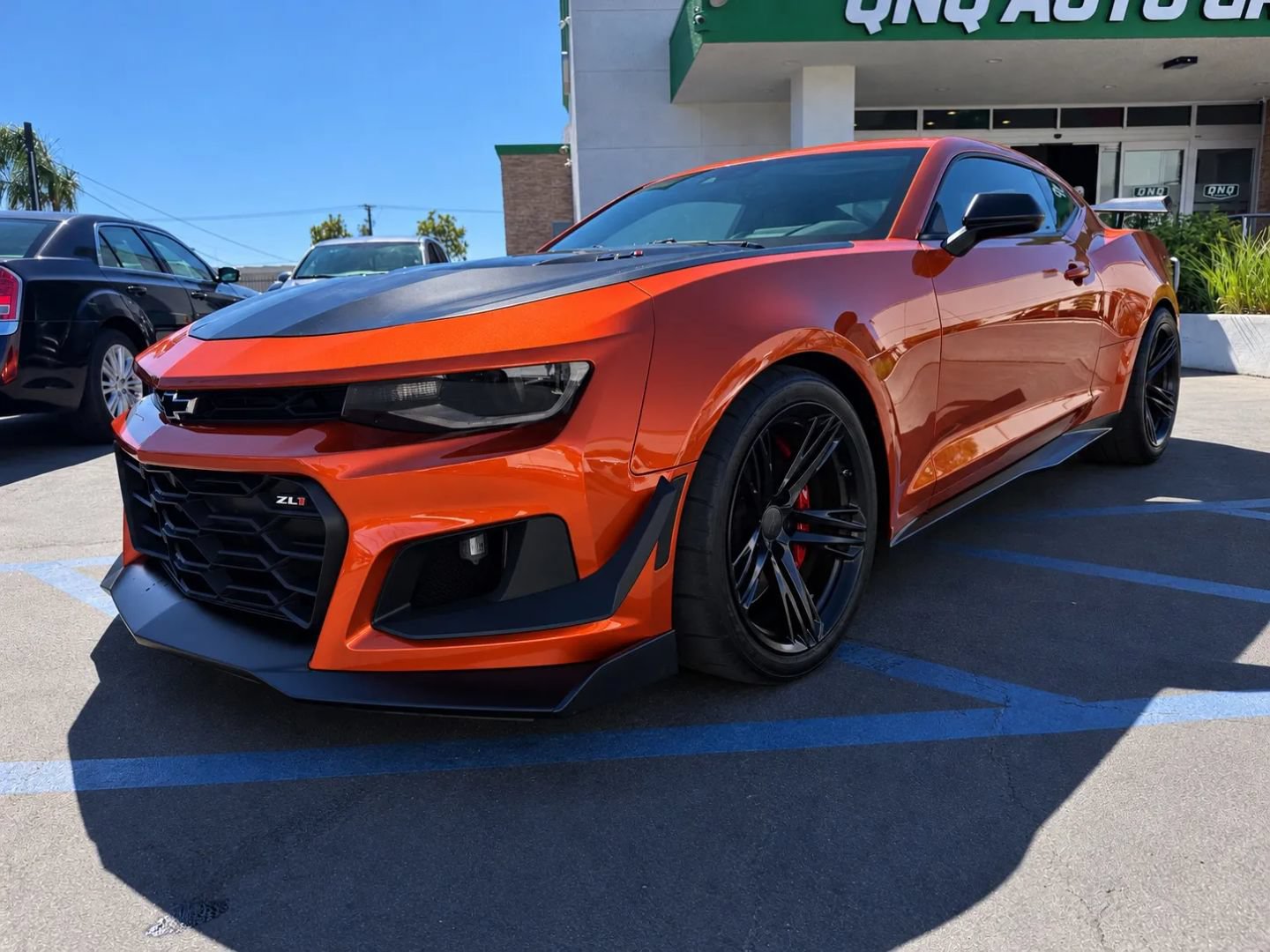 Used 2022 Chevrolet Camaro ZL1 RWD image 2