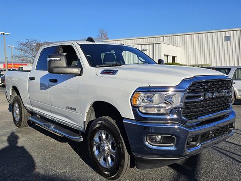 Used 2024 RAM 2500 Big Horn image 14
