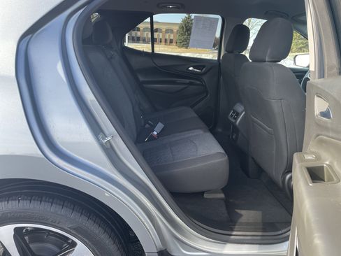 Used 2023 Chevrolet Equinox LT image 23