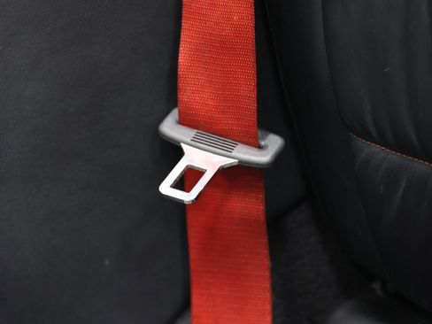 Used 2005 Porsche 911 Turbo image 50